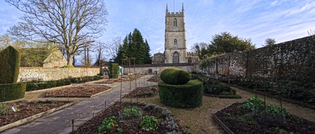 Avebury Manor Gardens
